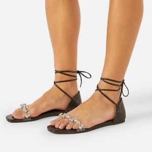 NWT women’s black sandals w/ crystal  rhinestones